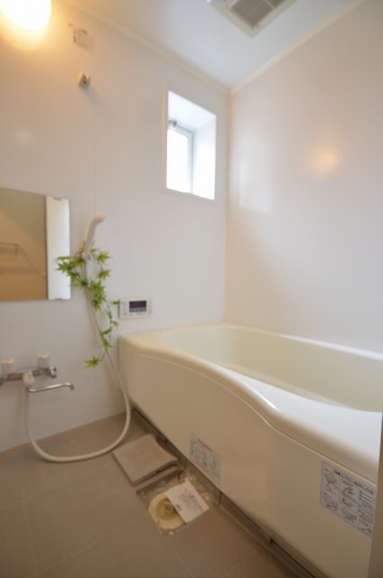 バス・シャワールーム　インテリアは含みません。