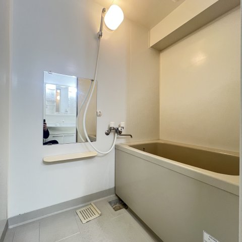 バス・シャワールーム　同仕様タイプです