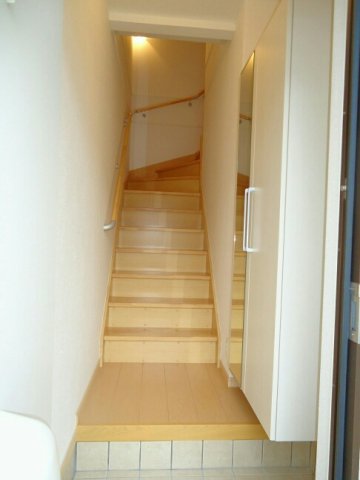 玄関　落ち着いた玄関です