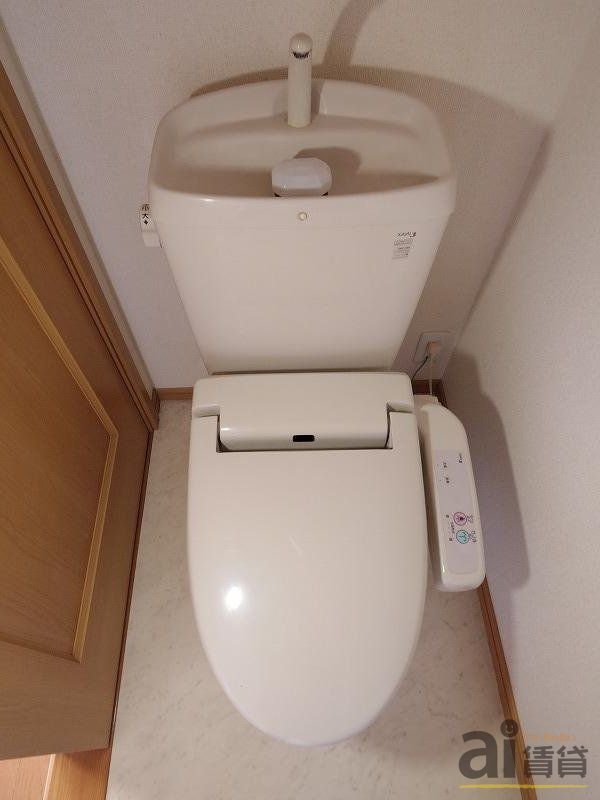 トイレ　※同仕様写真