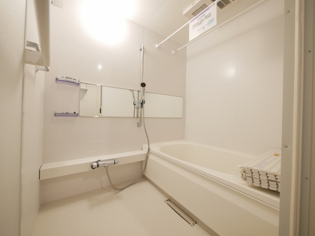 バス・シャワールーム　バスルームです☆