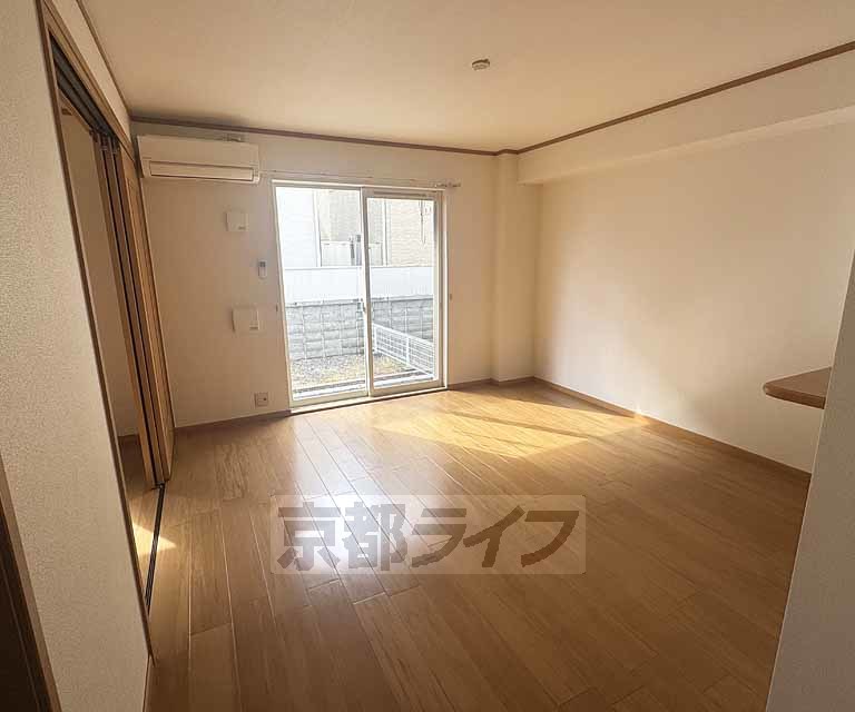 ＪＲ東海道本線 瀬田駅 徒歩22分 3階建 築23年の居間写真