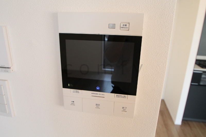 セキュリティ　モニター付きインターホン