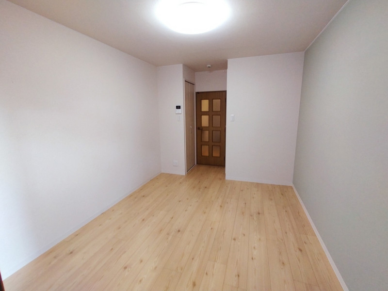 居室・リビング　同タイプ写真（103号室）