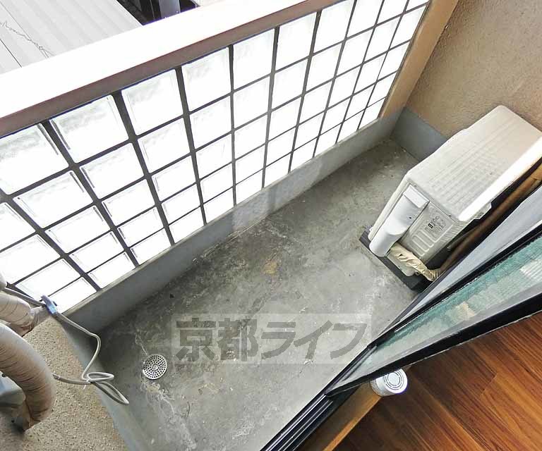 バルコニー　バルコニです。