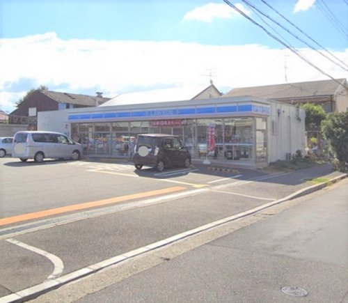 コンビニ　ローソン 堺三宝四丁店（コンビニ）まで34m