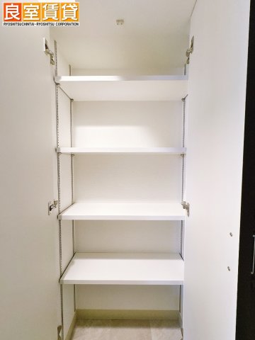 その他設備　玄関収納