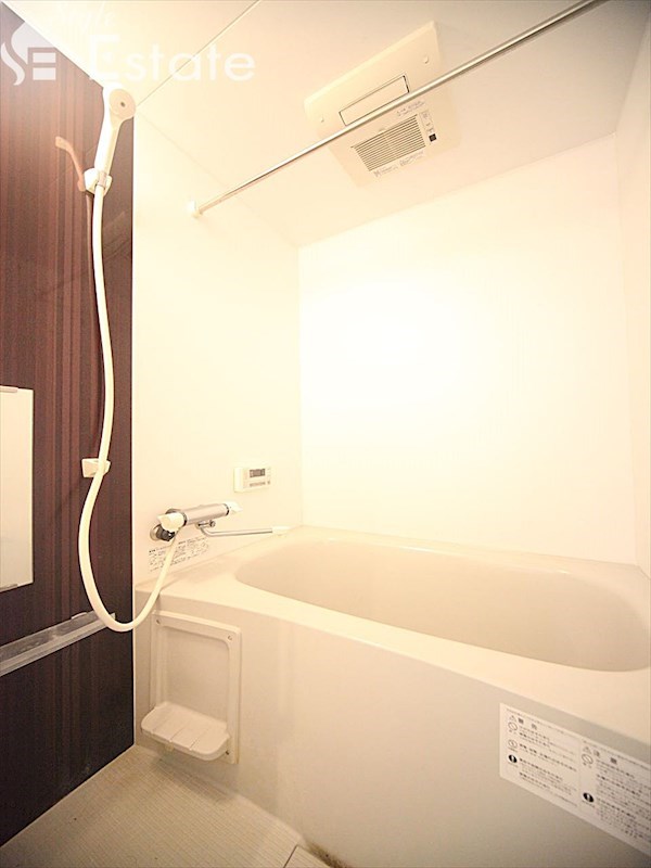 バス・シャワールーム　バスルーム