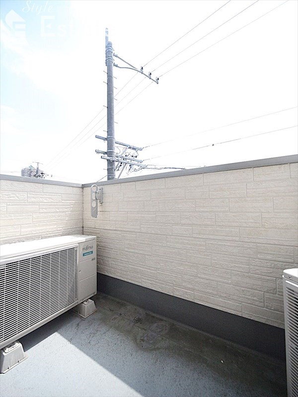 バルコニー　バルコニー