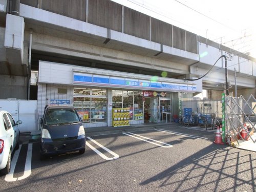 コンビニ　ローソン 浦安入船店（コンビニ）まで667m