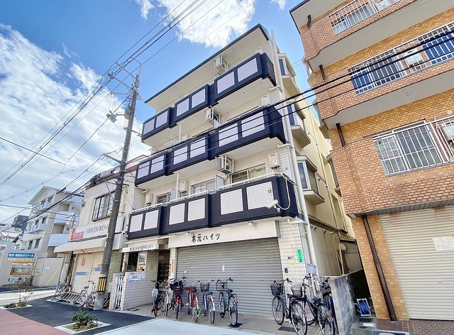 建物外観　静かな住宅地