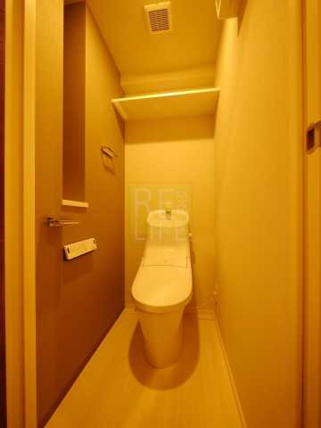 トイレ　グランクリュ新宿御苑