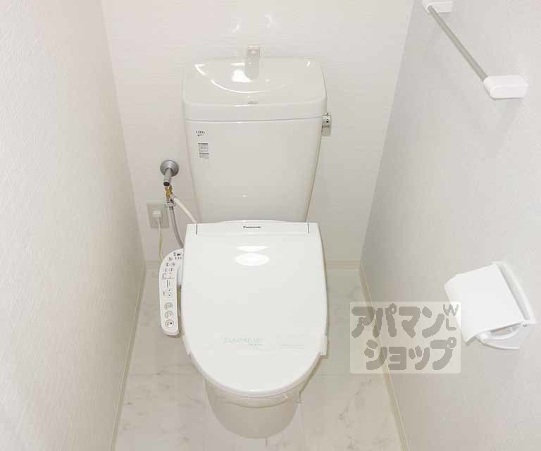 トイレ　ウォシュレット付のトイレです