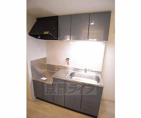 キッチン　シンク広めで２口コンロ設置可