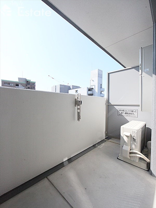 バルコニー　バルコニー