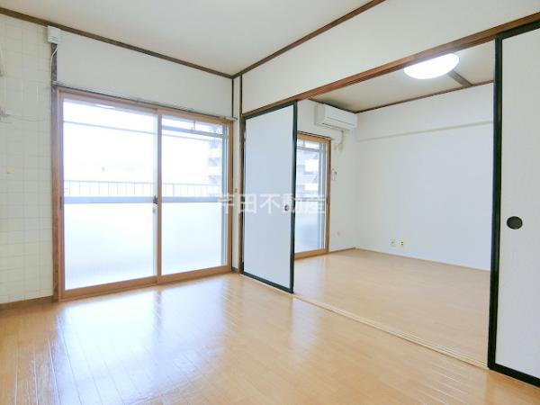 居室・リビング　写真は別のお部屋のイメージです