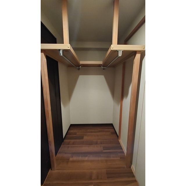 収納　ウオークインクローゼット