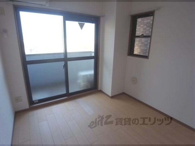 居室・リビング　洋室