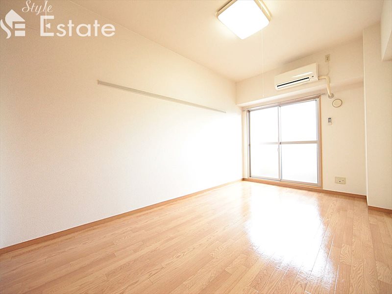 居室・リビング　内装