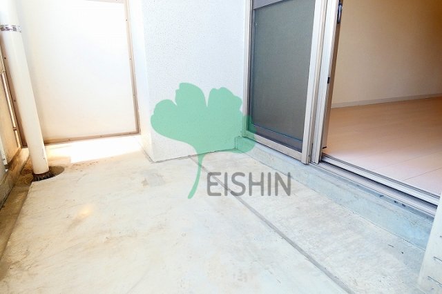 バルコニー　奥行きのあるバルコニーです