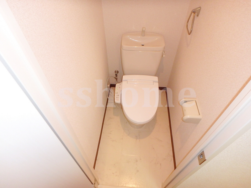 トイレ　ウォシュレット機能付きトイレ☆