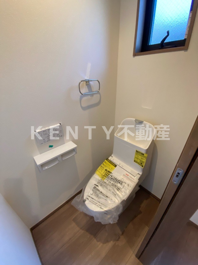 トイレ　落ち着いたトイレです