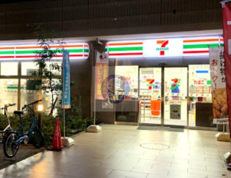コンビニ　セブンイレブン大阪南船場2丁目店（コンビニ）まで391m