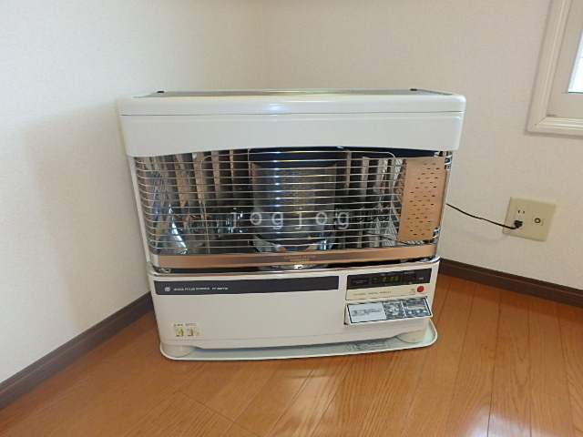 その他設備　灯油ＦＦストーブ