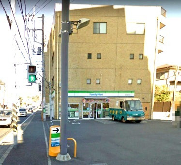 コンビニ　ファミリーマート横須賀衣笠店（コンビニ）まで482m