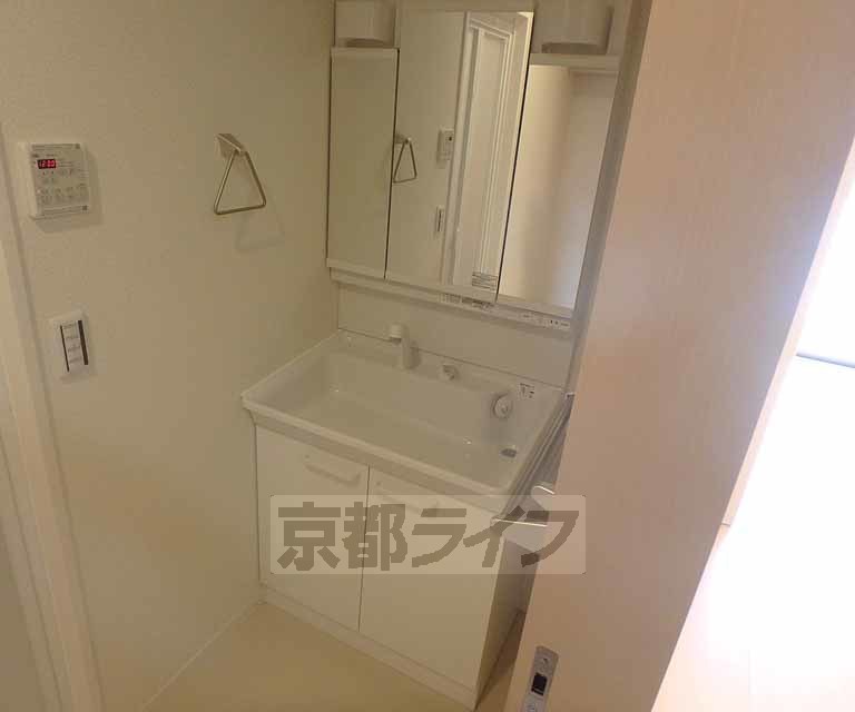 洗面設備　洗面台です。