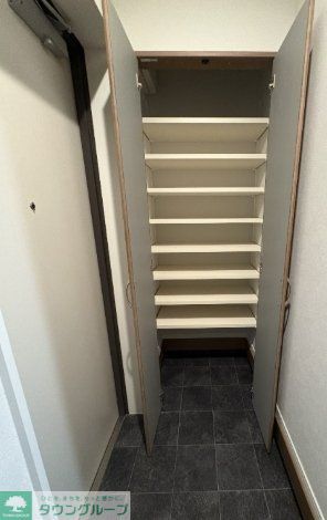 玄関　収納