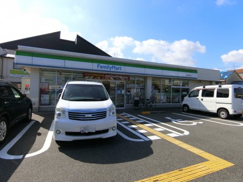 コンビニ　ファミリーマート　泉大津宮町店（コンビニ）まで313m