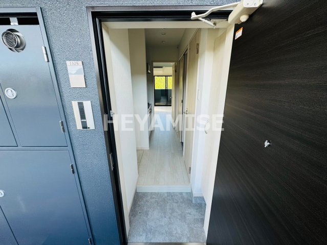 玄関　※同間取別号室の写真です※現況を優先します※