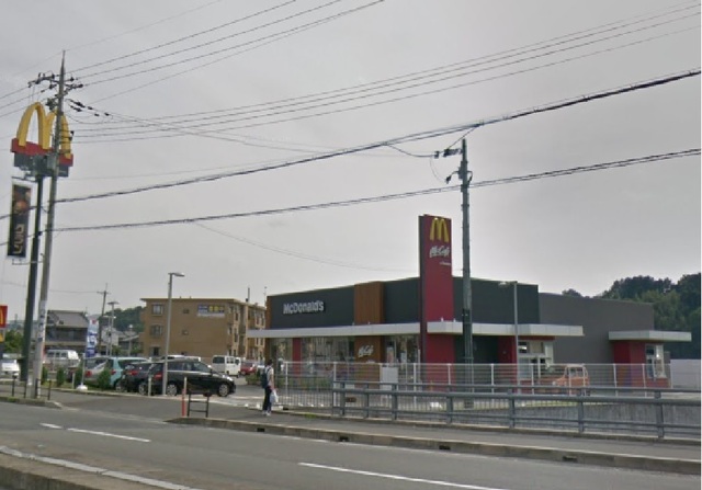 飲食店　マクドナルド　１７３川西店（飲食店）まで600m