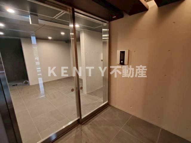 エントランス　清潔なエントランスです