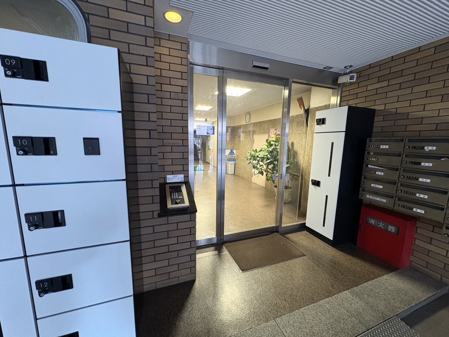 セキュリティ　エントランスはオートロックもバッチリ☆