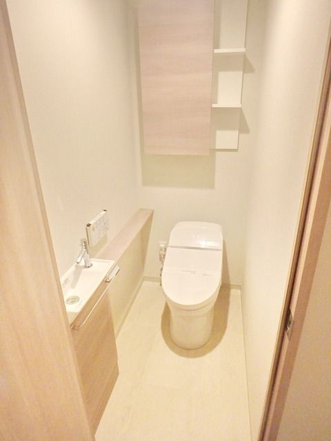 トイレ　★シャワートイレ★