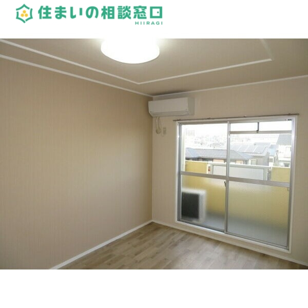 居室・リビング　同型