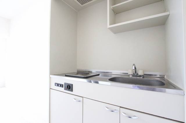 洗面設備　棚もついてます