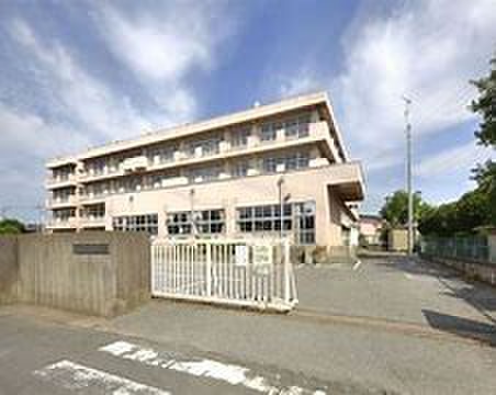 小学校　宮本小（小学校）まで200m