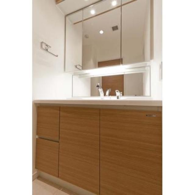 洗面設備　写真は同タイプ住居です