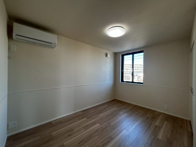 その他部屋・スペース　★洋室６．８帖★