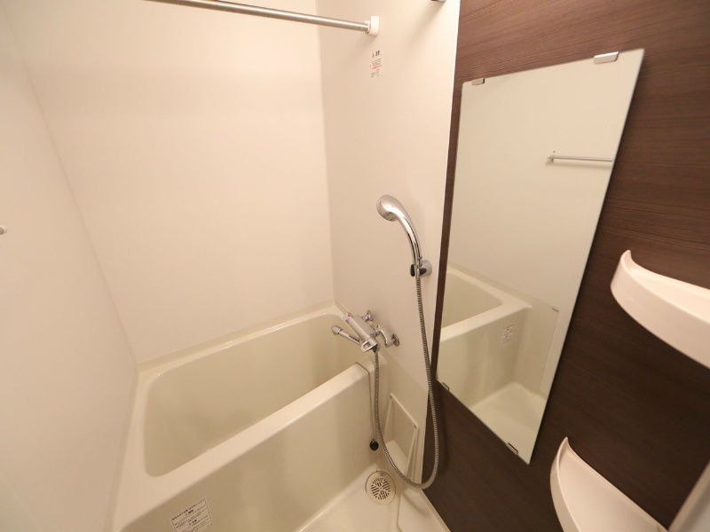 バス・シャワールーム　浴室暖房乾燥機付　24時間換気機能付バスルーム