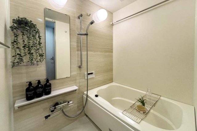 バス・シャワールーム　※別室の参考写真の為、現況優先です。