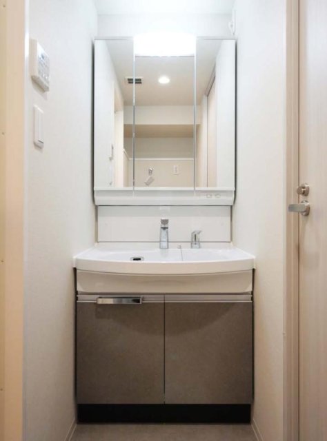 洗面設備　※別室の参考写真の為、現況優先です。