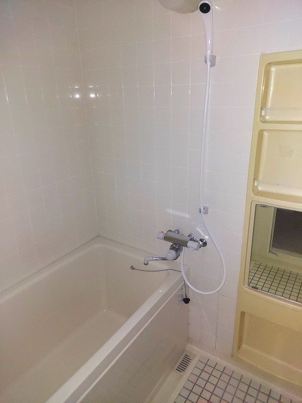 バス・シャワールーム　浴室　ユニットバス