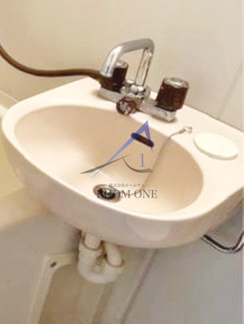 洗面設備　洗面台です。