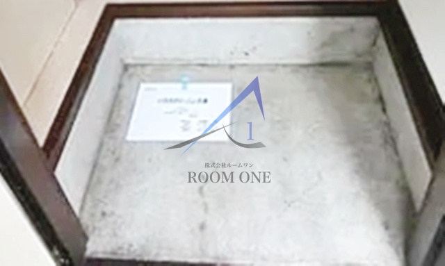 玄関　玄関です。