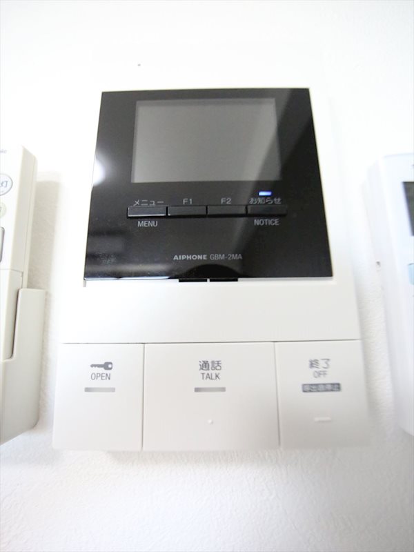 セキュリティ　モニター付きインターホン