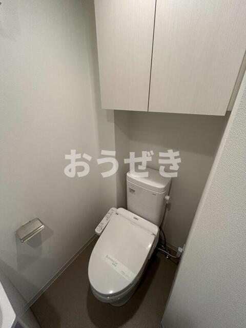 トイレ　※同仕様参考写真